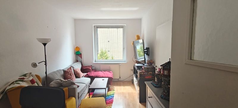 Helle Wohnung in Kalk zum 1.10.